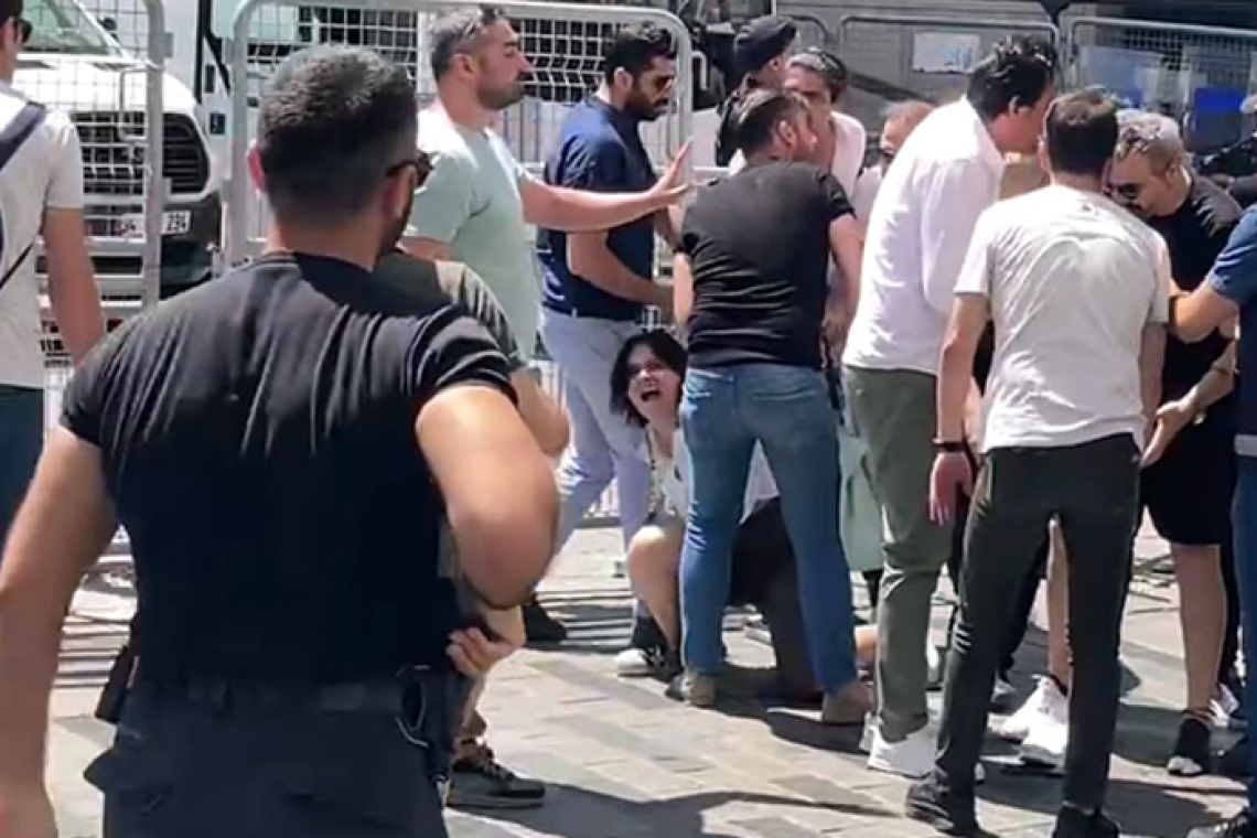 Haber takibi yapan gazetecilere polis şiddeti: Çevik kuvvet beni yere fırlattı