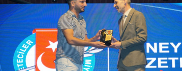 MLSA Co-Director Veysel Ok Dedicates GGC's Press Freedom Award to Imprisoned Journalists