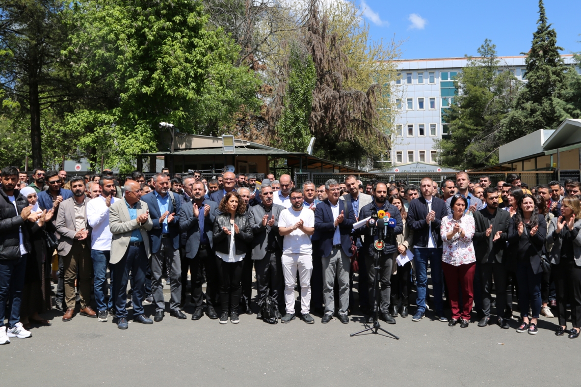 Savunma Yargılanıyor: Savcı, baro sicil numarasından ‘örgüt üyeliği’ çıkardı