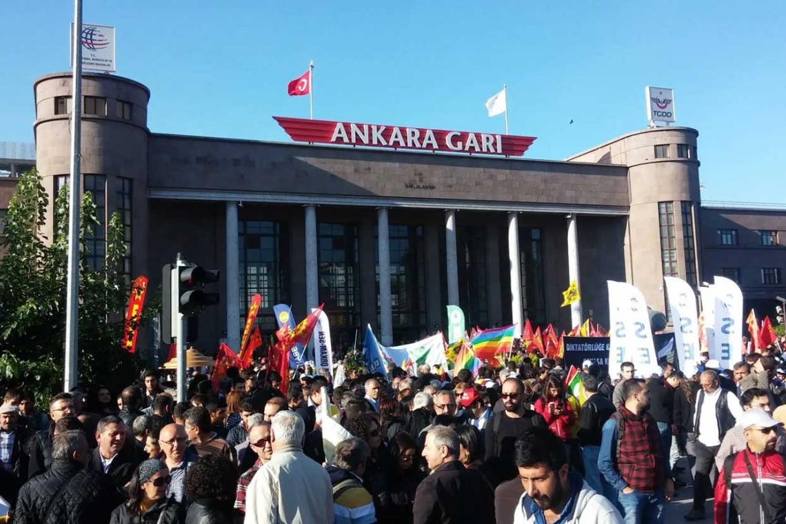 10 Ekim Gar Katliamı’nı anmak isteyenlere ‘emniyet tedbirlerini zafiyete uğratma’ davası 