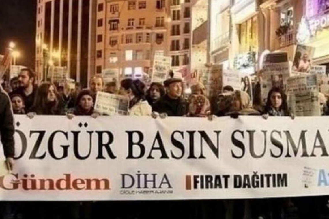 Yaklaşık 12 yıldır devam eden 'KCK Basın davası' yine ertelendi