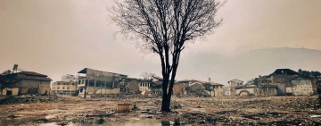 One year after the earthquake, problems still unresolved for local journalists