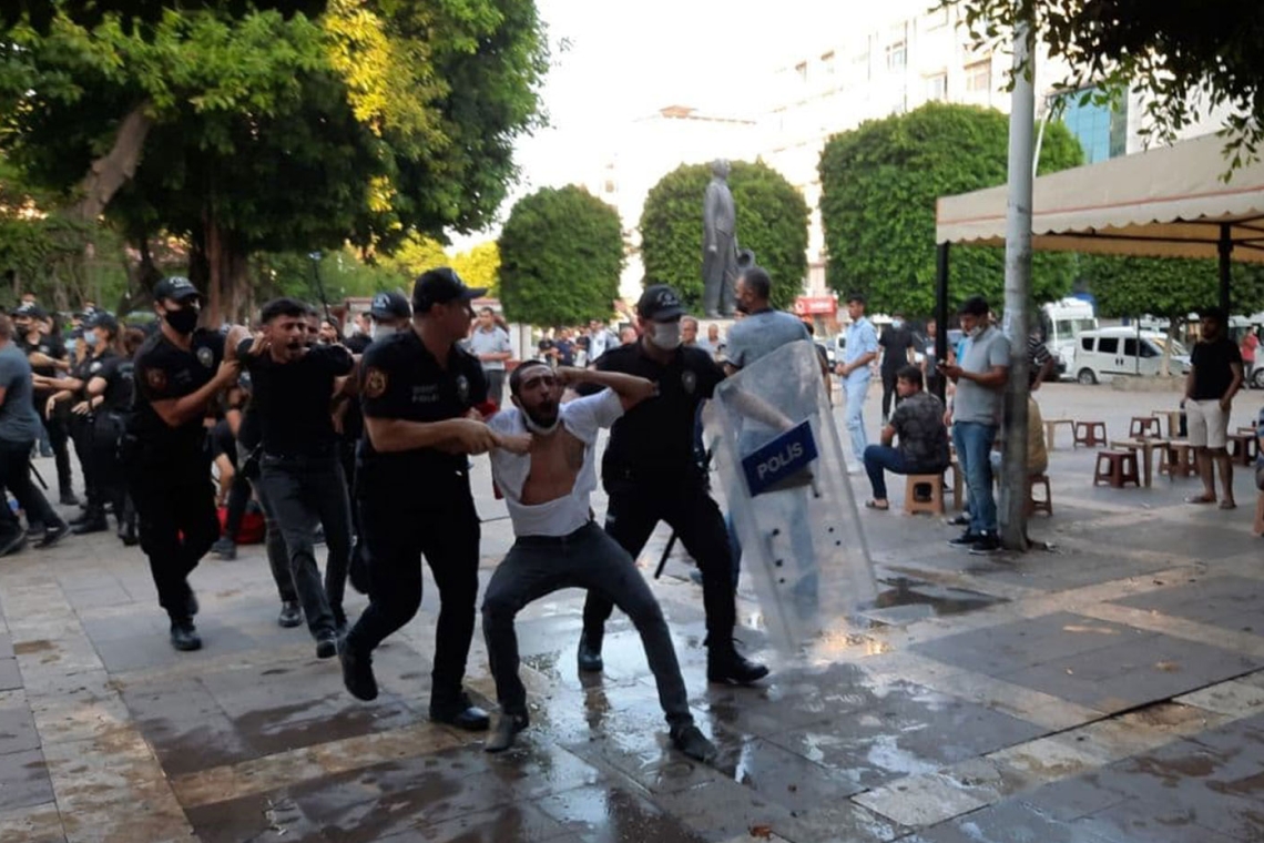 Suruç Katliamı anması davası tanık polis dinlenmeden karara gidiyor