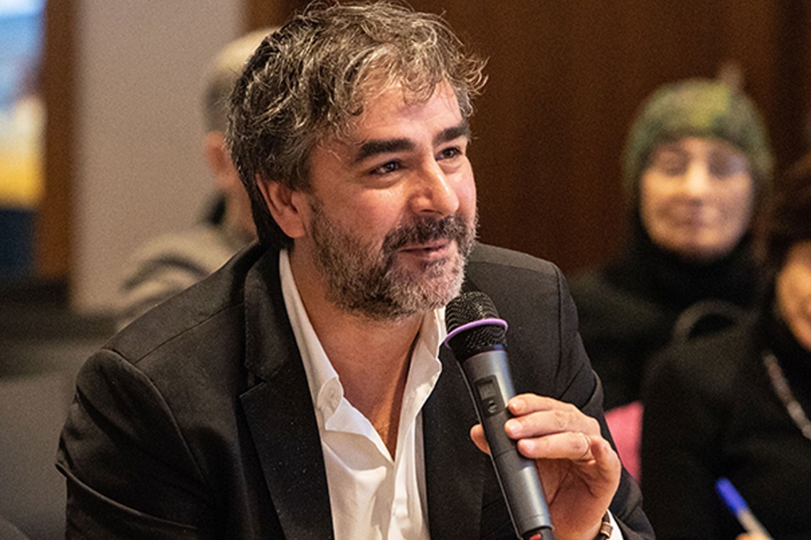 Gazeteci Deniz Yücel hakkındaki yakalama kararı kaldırılmadı