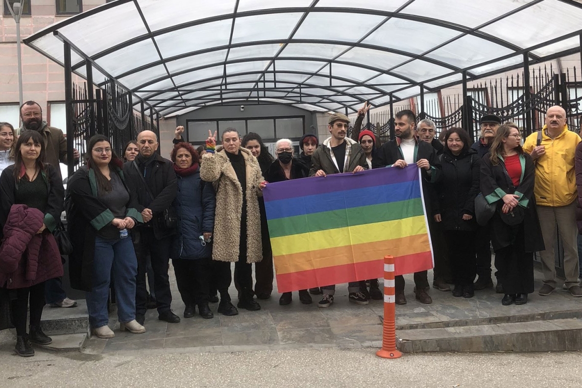 ‘Eskişehir Onur Yürüyüşü Davası‘nda yargılanan tüm sanıklar beraat etti
