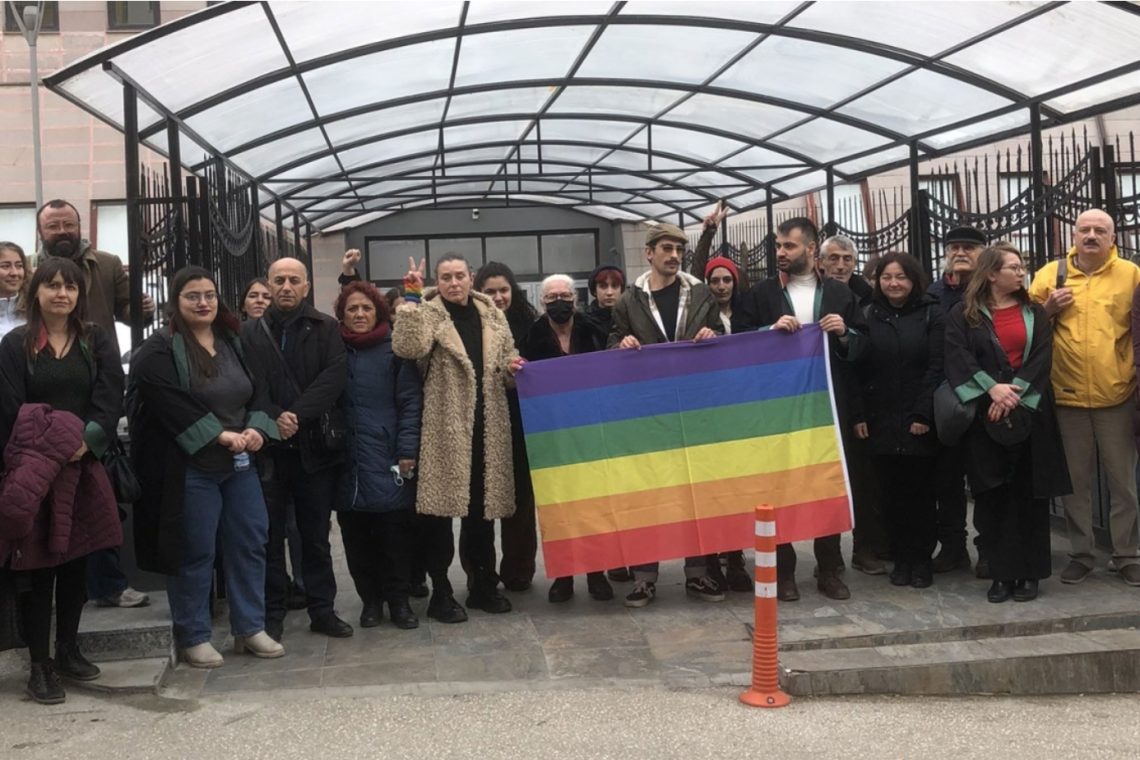 All defendants acquitted in 'Eskişehir Pride March Case'