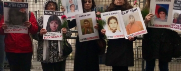 'Cumartesi Anneleri'ne yönelik kısıtlamalar rutin hale getirildi'