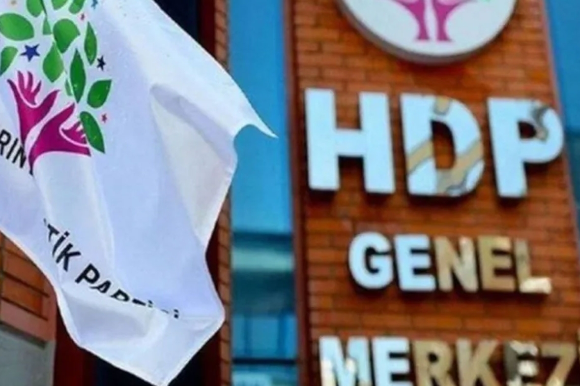 Eski HDP MYK üyesi 10 kişiye 5’er ay hapis cezası verildi