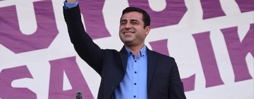 Demirtaş's court hearing lasts only two minutes