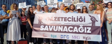Gazetecilik meslek kuruluşlarından, sekiz gazeteciye verilen cezalara karşı basın açıklaması 