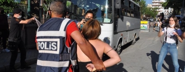 Eskişehir Onur Yürüyüşüne katılan 10 kişi hakkında dava açıldı
