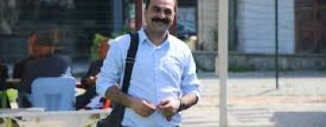 Cinsel saldırıdan yargılanan Kızıl serbest, haberi yapan gazeteciye dava