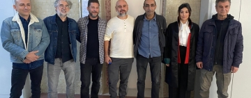 Journalists on trial for documentary Met Çıkmazı: