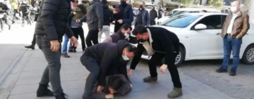 Ankara’da “Barınamıyoruz” eyleminden yargılanan 25 kişi beraat etti