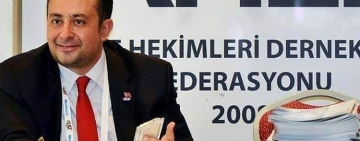 ‘Aşı temini yapılamıyor’ açıklaması nedeniyle 'dezenformasyon' suçlamasından yargılanan doktor beraat etti