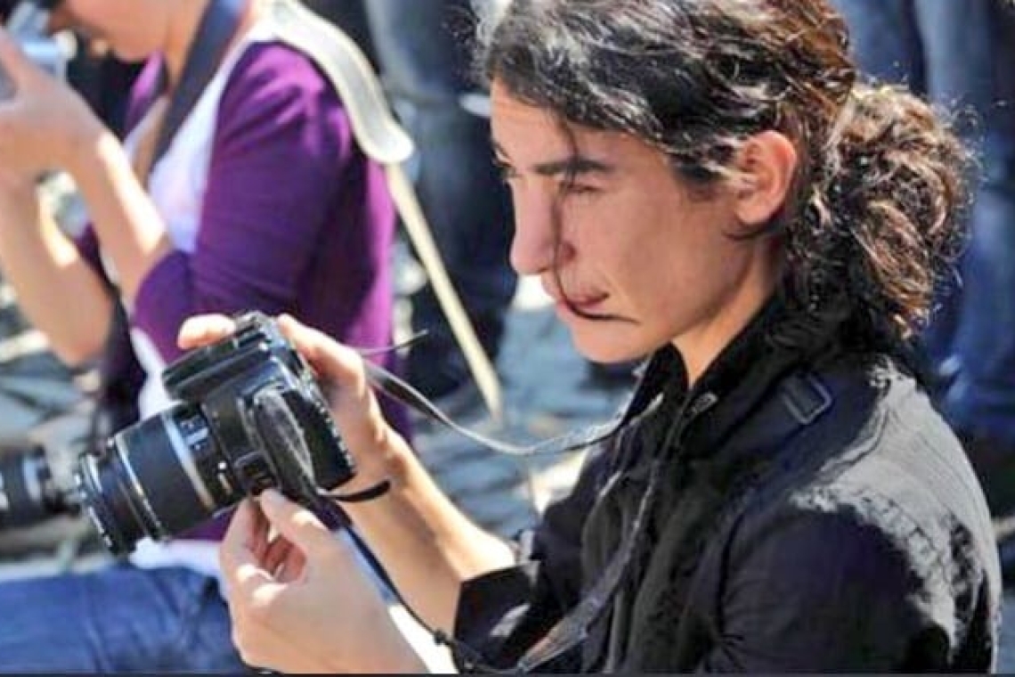Gazeteci Zeynep Kuray &quot;propaganda&quot; davasında beraat etti