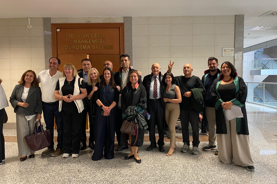 ﻿  Boğaziçi'nde Şahmeran görseli davasında 7 öğrenci beraat etti