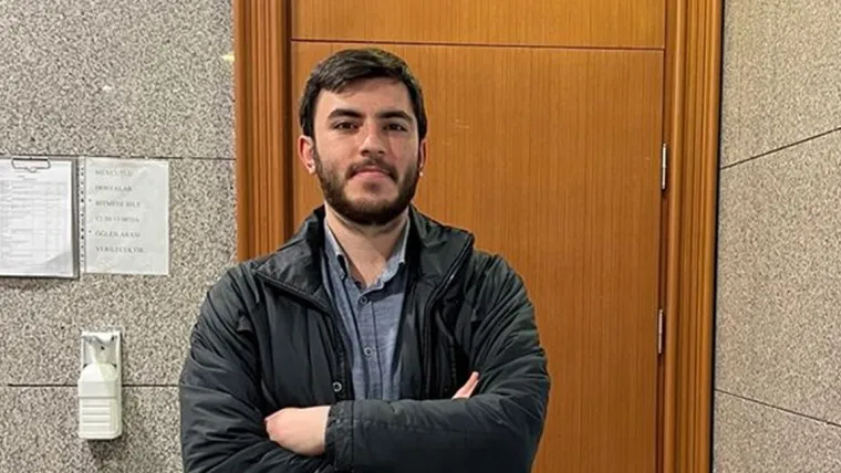 Gazeteci İsmail Arı MHP'li Uysal'ın şikayetiyle yargılandığı dava 2026’ya ertelendi