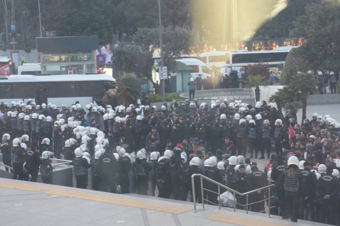 120 kişinin gözaltına alındığı protestonun tanığı polis: Valiliğin yasak kararını görmeden tutanak tuttuk