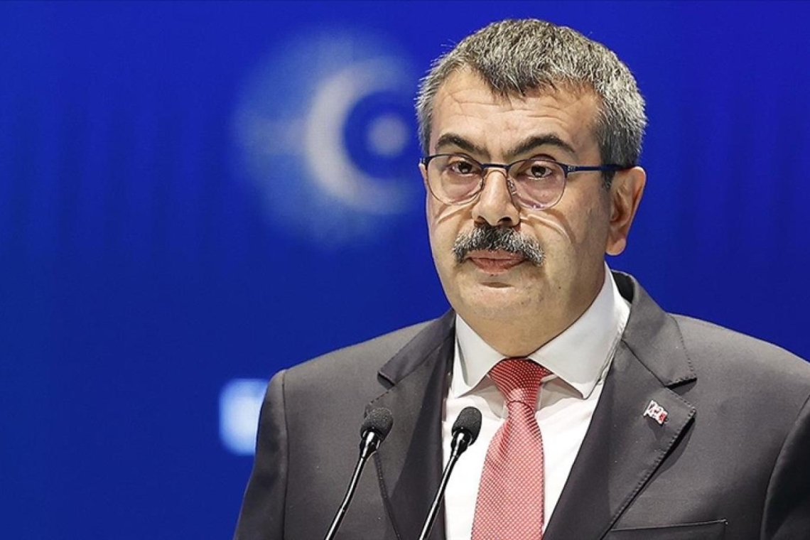 Millî Eğitim Bakanlığı’nın şikâyet dilekçesinde 'Laiklik Bildirisi' imzacılarına 4 suçlama yöneltildi