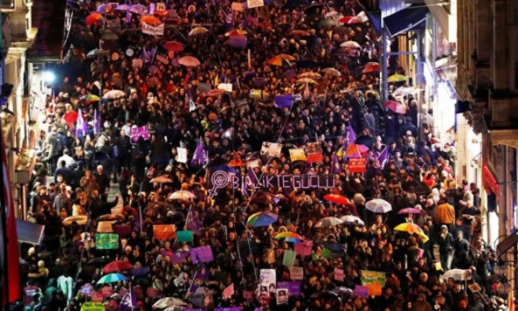 Kadın gazeteci olmak: Çalışmak zor, hapislik-işsizlik kolay